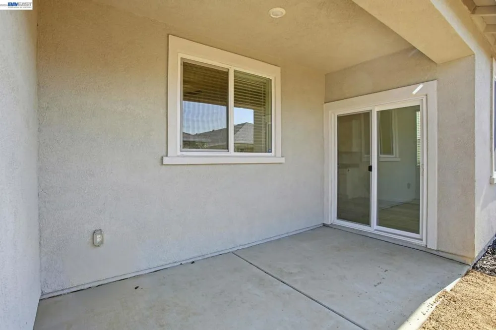 2055 Stars Dr Rio Vista, CA 94571