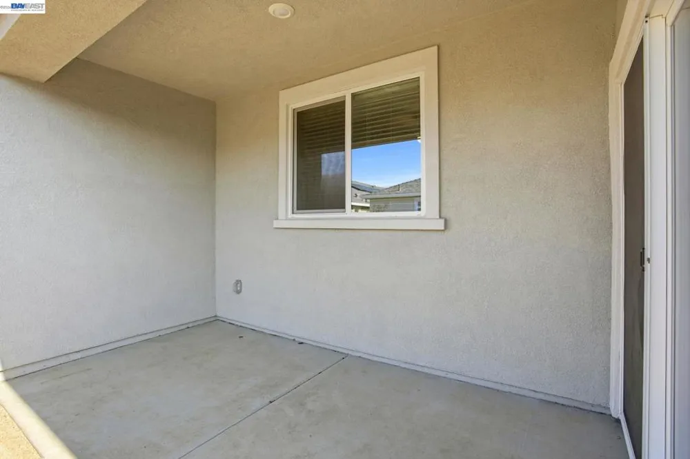 2055 Stars Dr Rio Vista, CA 94571
