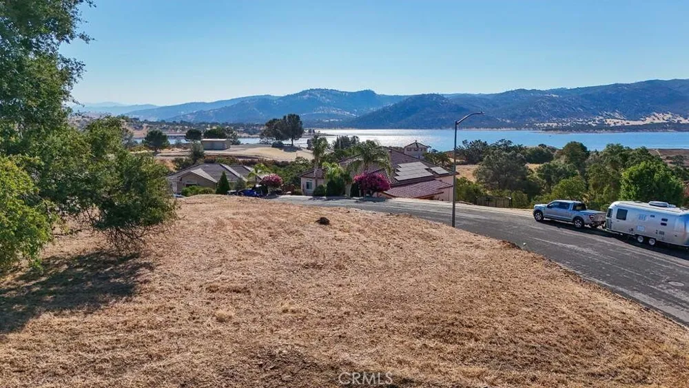 1121 Paradise Peak Valley Springs, CA 95252