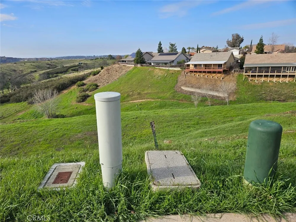 1121 Paradise Peak Valley Springs, CA 95252
