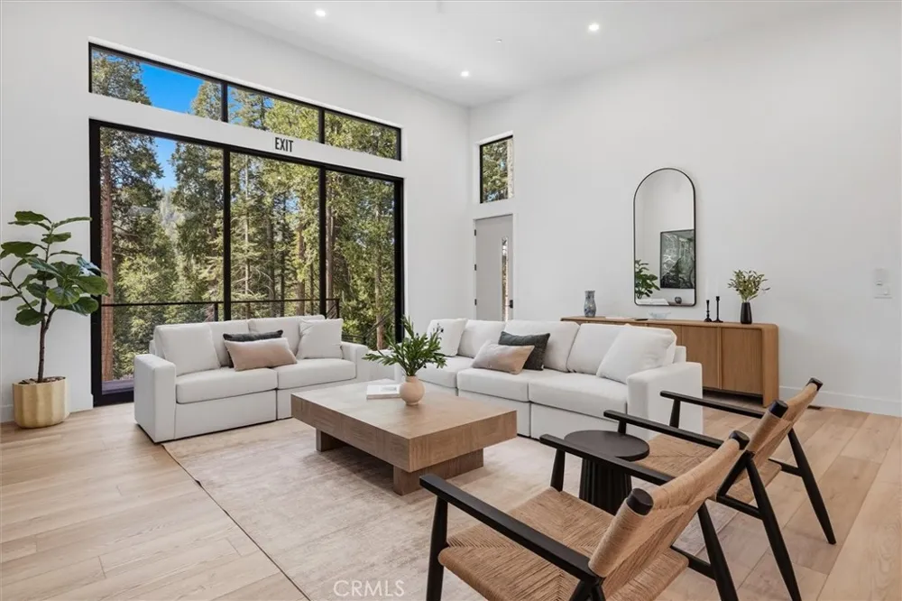 7175 Yosemite Park Yosemite, CA 95389