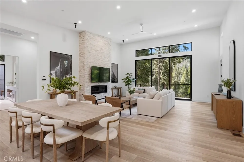 7175 Yosemite Park Yosemite, CA 95389