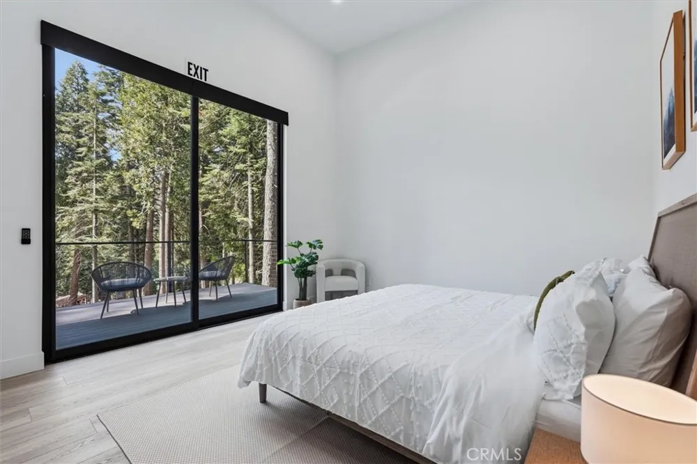 7175 Yosemite Park Yosemite, CA 95389