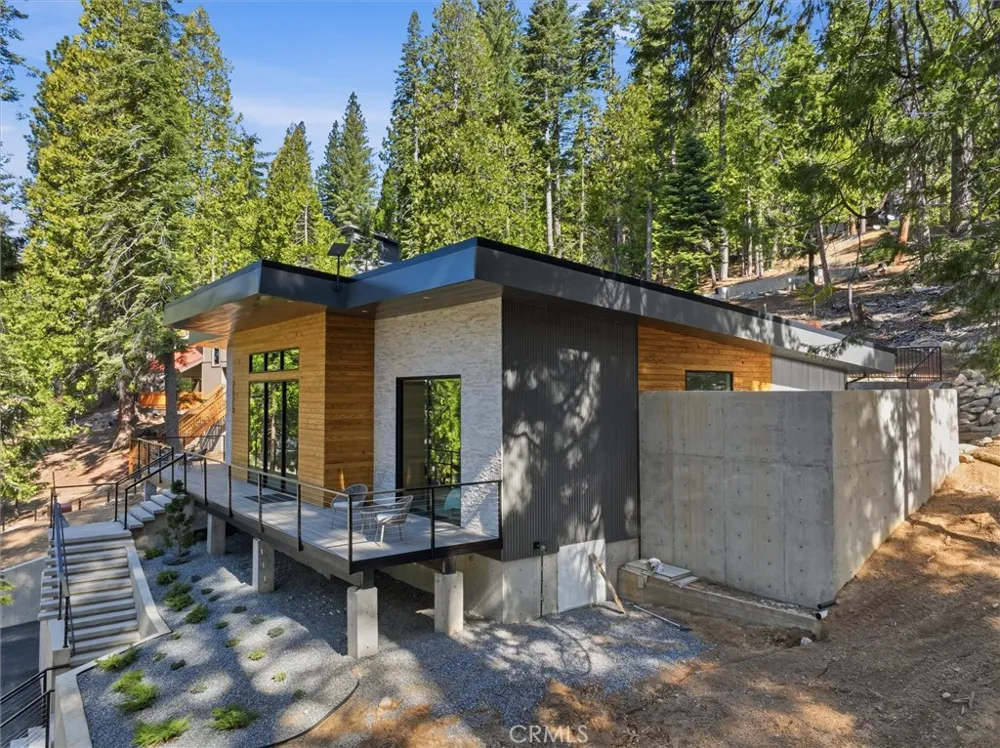 7175 Yosemite Park Yosemite, CA 95389