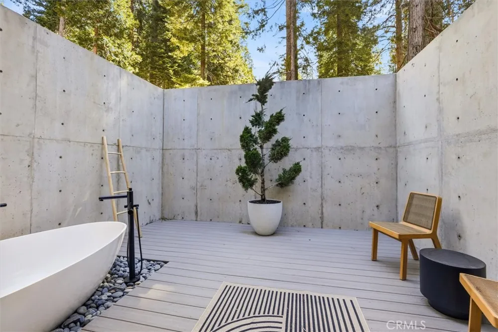 7175 Yosemite Park Yosemite, CA 95389