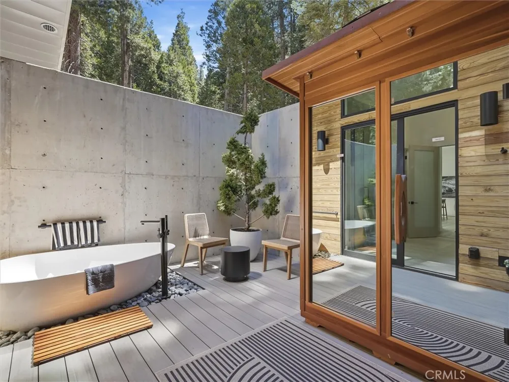 7175 Yosemite Park Yosemite, CA 95389
