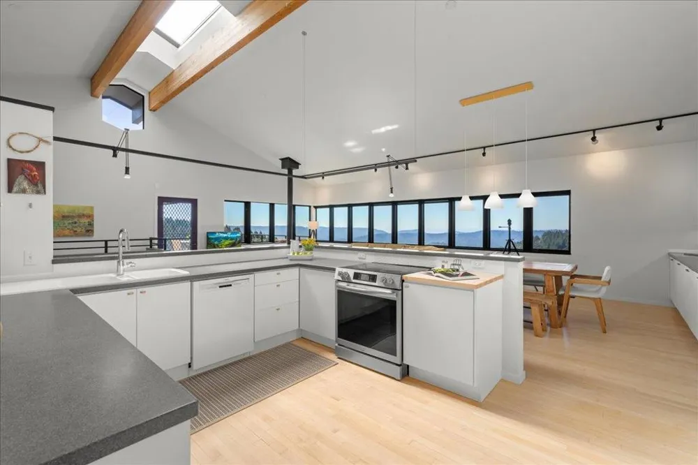 12336 Indian Rock Way Los Gatos, CA 95033