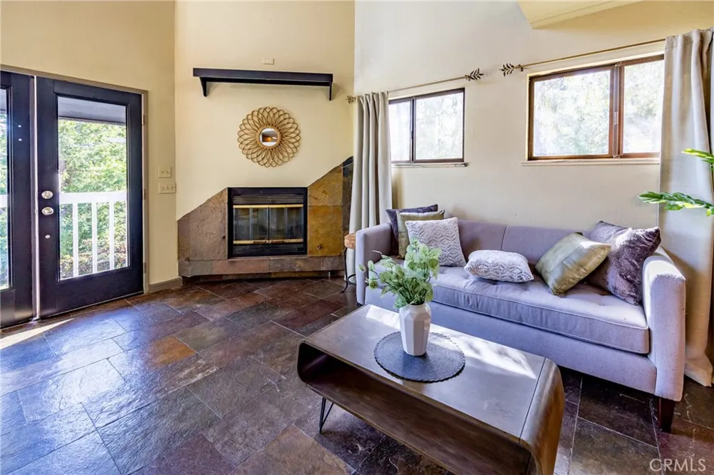 1935 Spencer Street Cambria, CA 93428