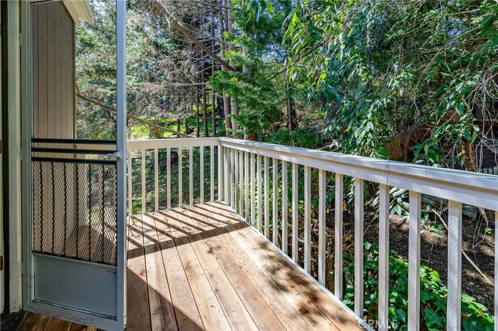 1935 Spencer Street Cambria, CA 93428