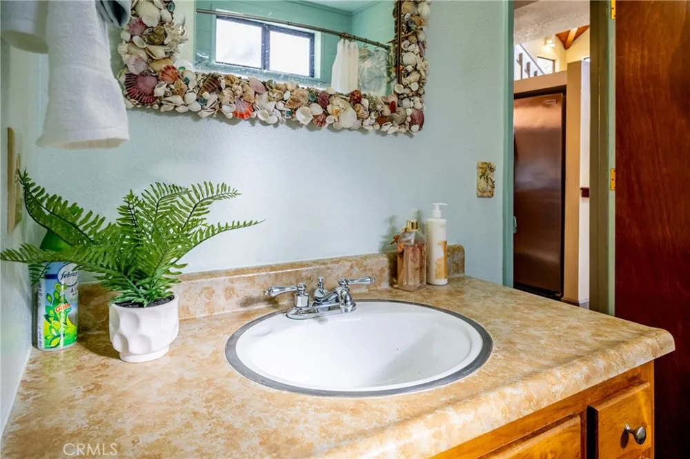 1935 Spencer Street Cambria, CA 93428