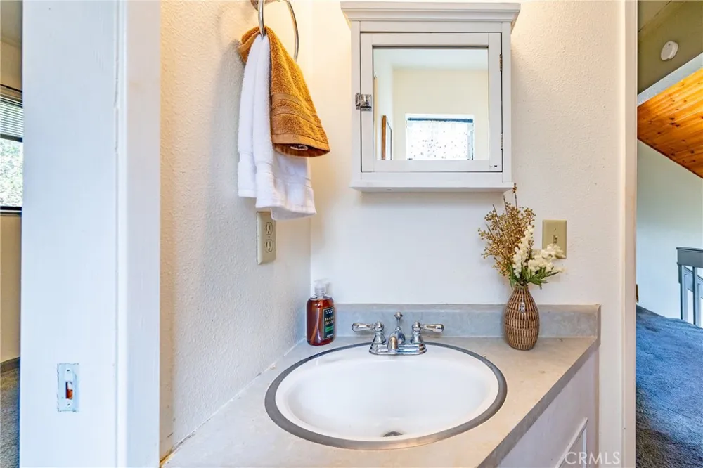 1935 Spencer Street Cambria, CA 93428
