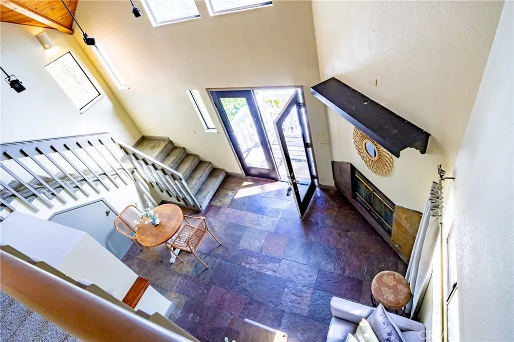 1935 Spencer Street Cambria, CA 93428
