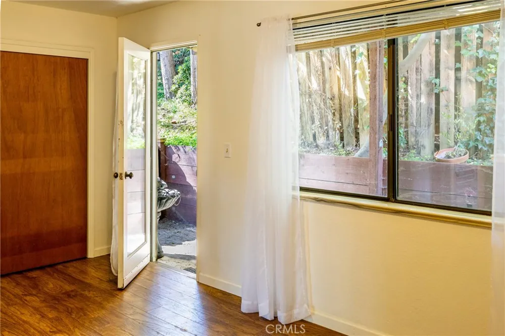 1935 Spencer Street Cambria, CA 93428