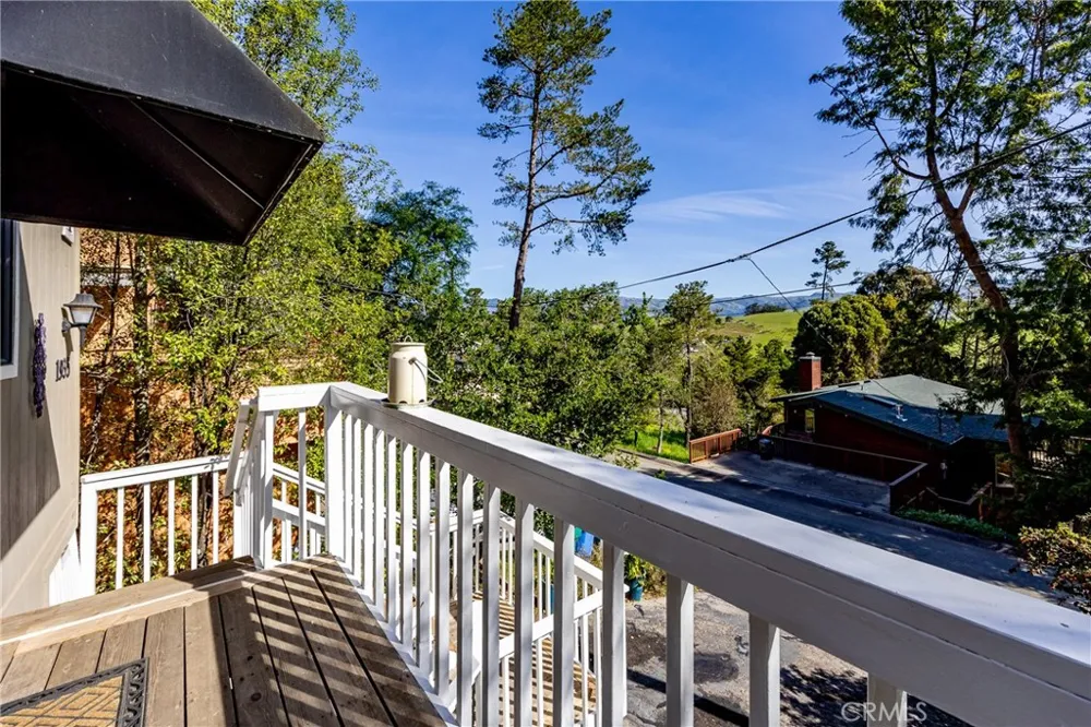 1935 Spencer Street Cambria, CA 93428