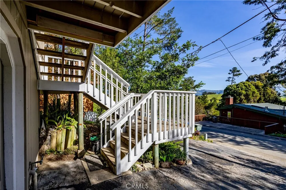 1935 Spencer Street Cambria, CA 93428
