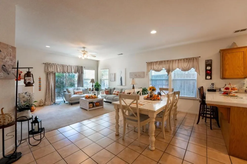 2919 Las Flores Circle Los Banos, CA 93635