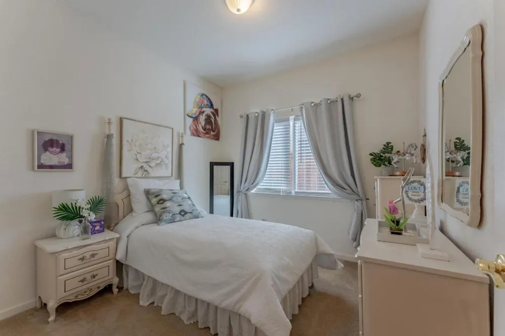 2919 Las Flores Circle Los Banos, CA 93635