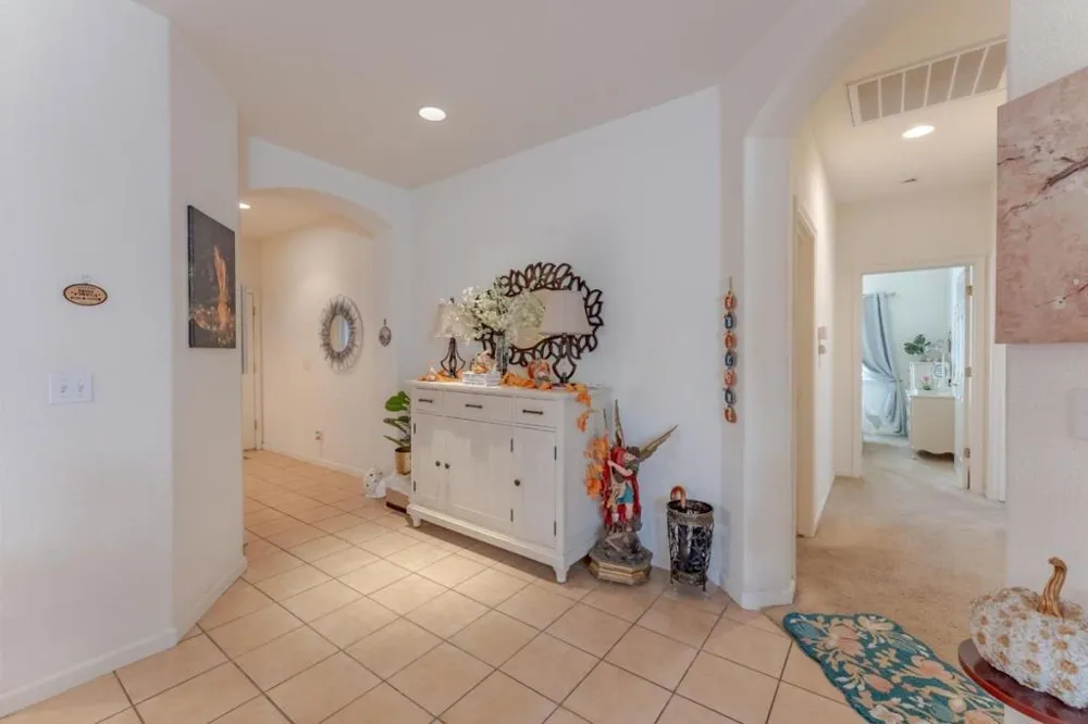 2919 Las Flores Circle Los Banos, CA 93635