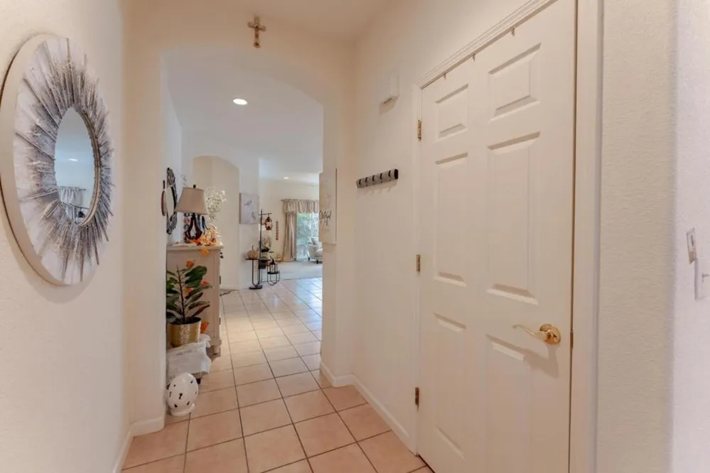 2919 Las Flores Circle Los Banos, CA 93635