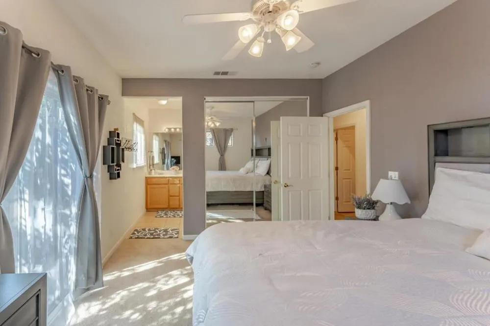2919 Las Flores Circle Los Banos, CA 93635