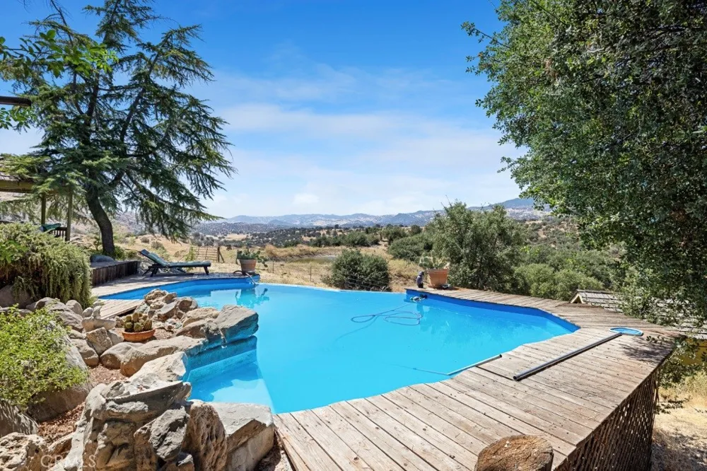 39330 W Hwy 198 Coalinga, CA 93210
