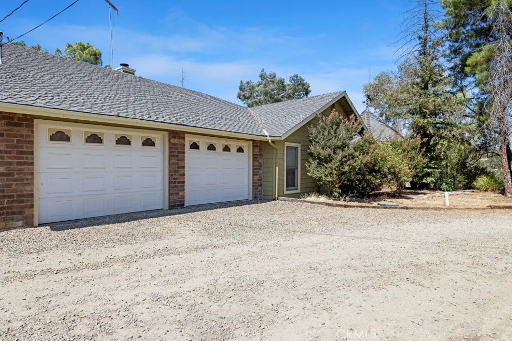39330 W Hwy 198 Coalinga, CA 93210