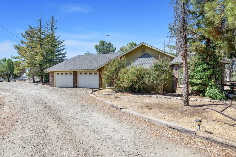 39330 W Hwy 198 Coalinga, CA 93210