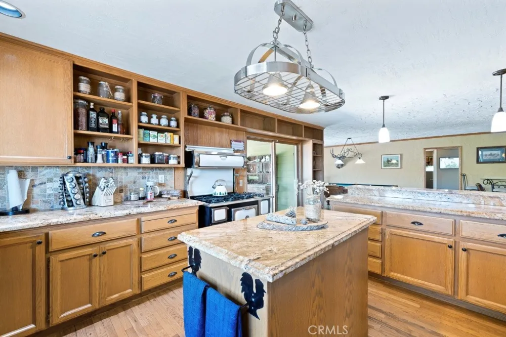 39330 W Hwy 198 Coalinga, CA 93210