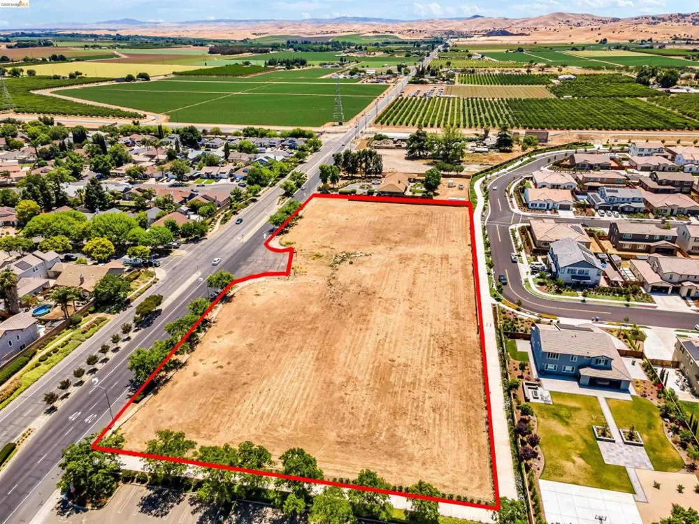 Walnut Blvd Brentwood, CA 94513