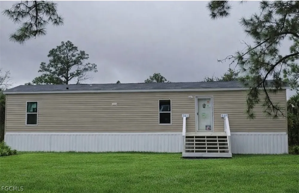 AVENIDA DEL SUR AVENUE Montura Ranches, FL 33440