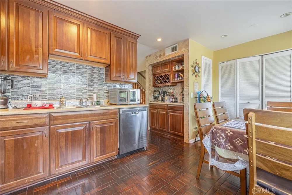 21901 Lassen Street #155 Chatsworth, CA 91311