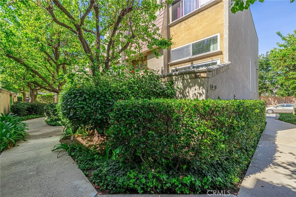 21901 Lassen Street #155 Chatsworth, CA 91311