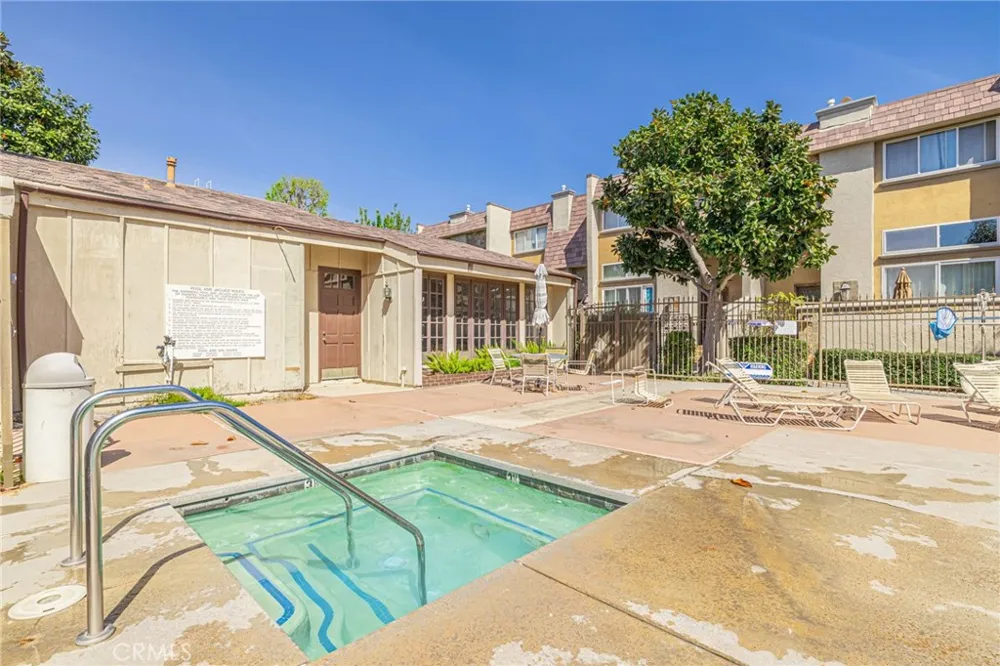 21901 Lassen Street #155 Chatsworth, CA 91311