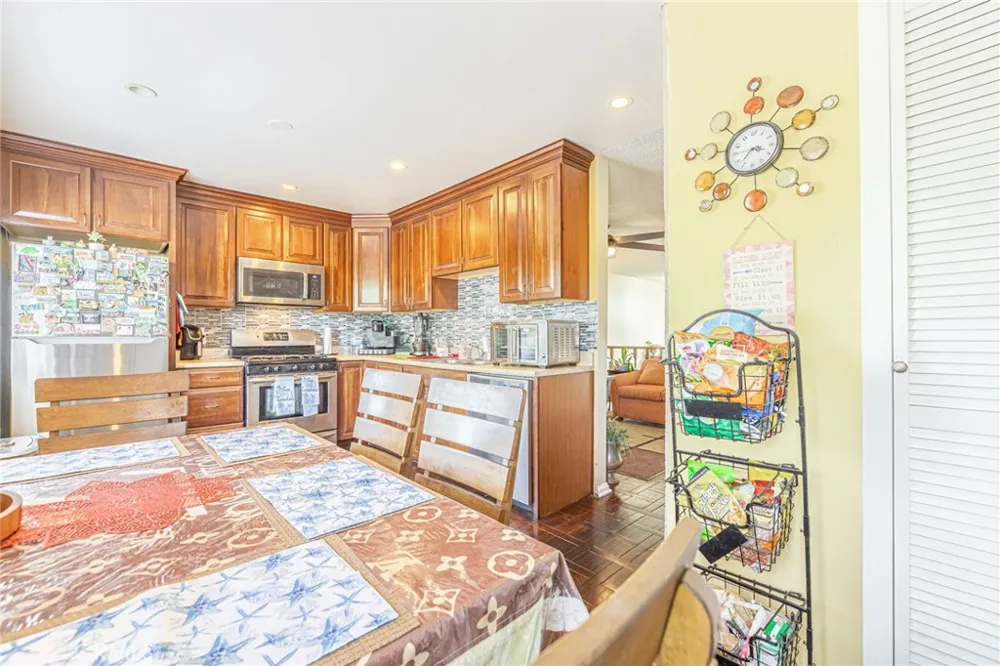 21901 Lassen Street #155 Chatsworth, CA 91311