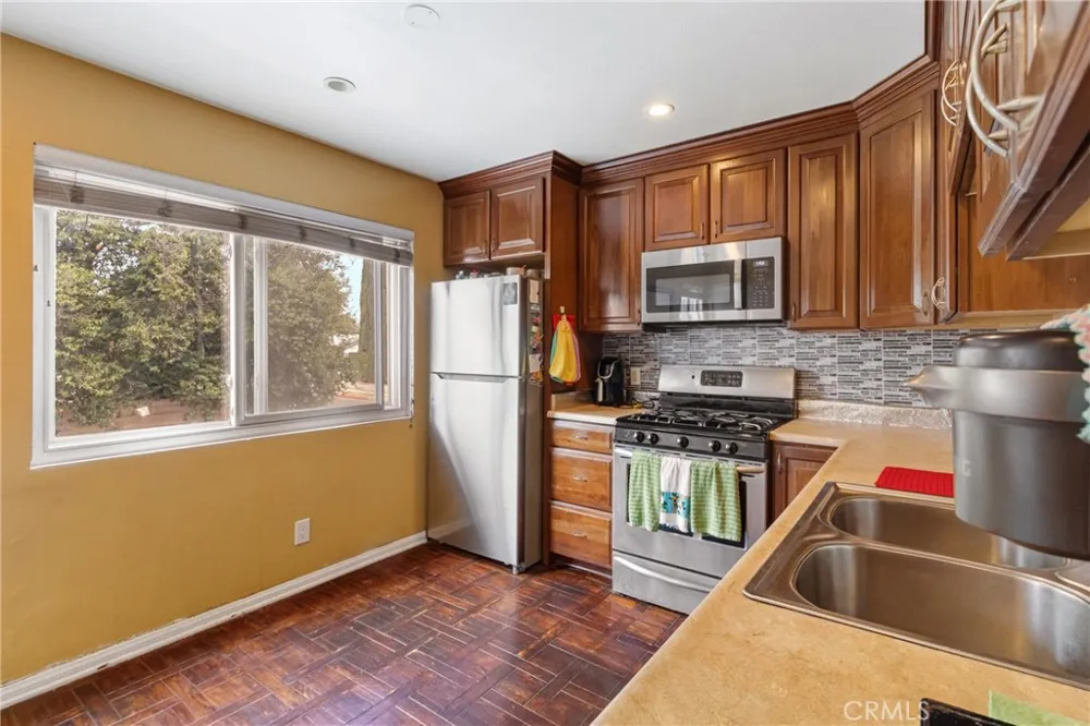 21901 Lassen Street #155 Chatsworth, CA 91311