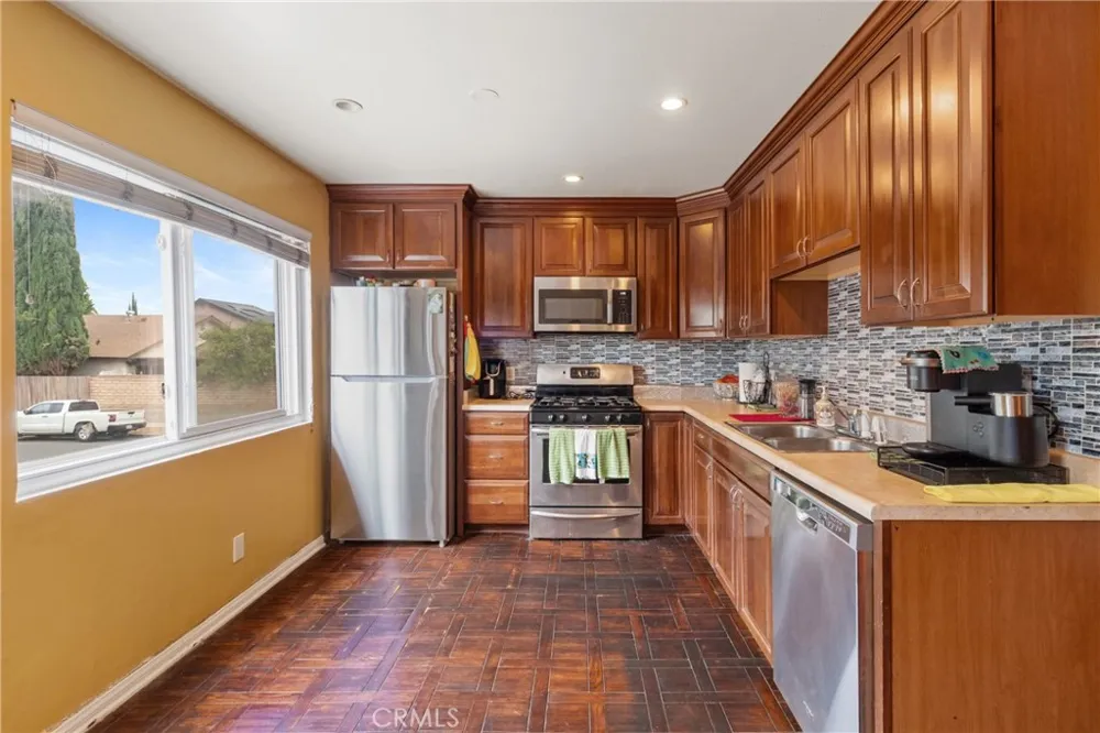 21901 Lassen Street #155 Chatsworth, CA 91311