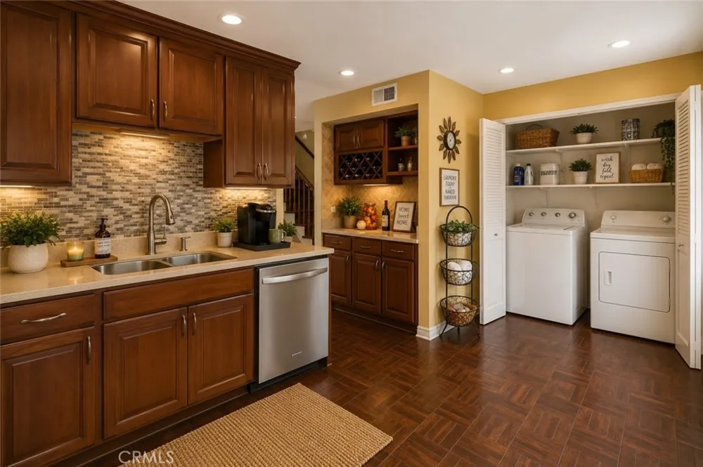 21901 Lassen Street #155 Chatsworth, CA 91311