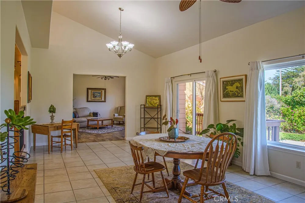 3199 Eton Road Cambria, CA 93428