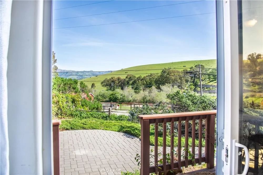 3199 Eton Road Cambria, CA 93428