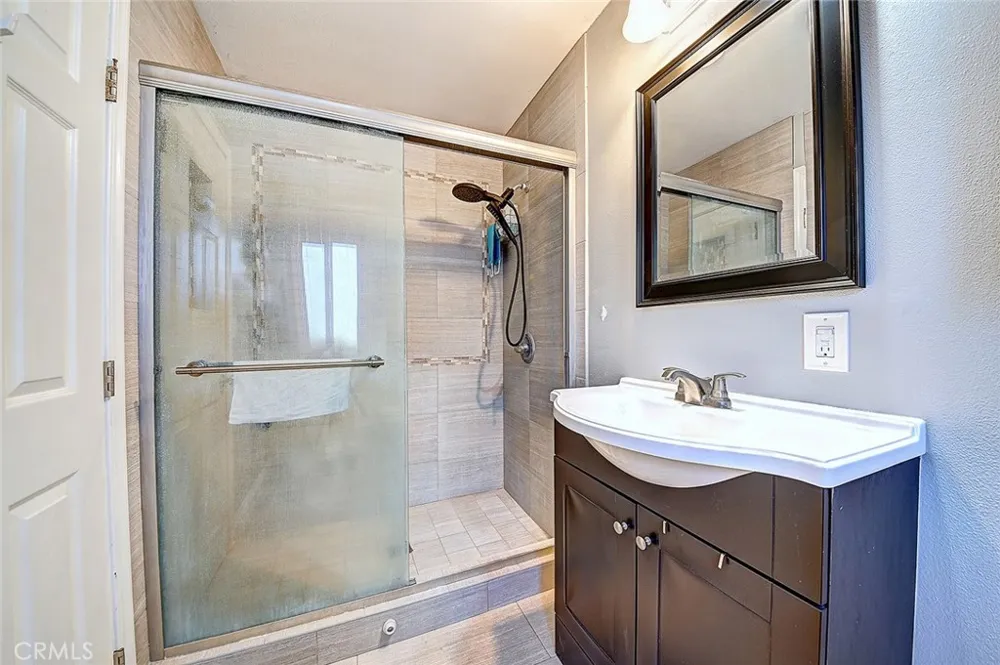 8297 E Carburton Long Beach, CA 90808