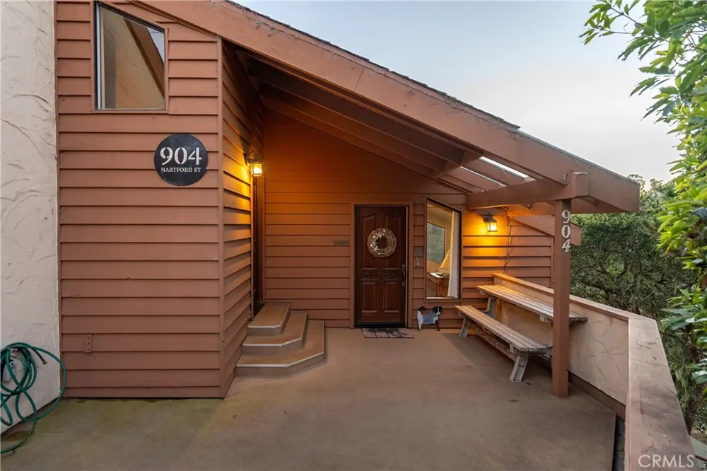 904 Hartford Street Cambria, CA 93428