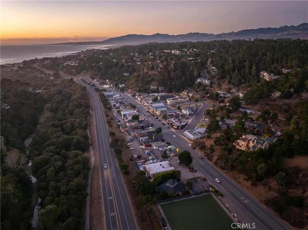 904 Hartford Street Cambria, CA 93428