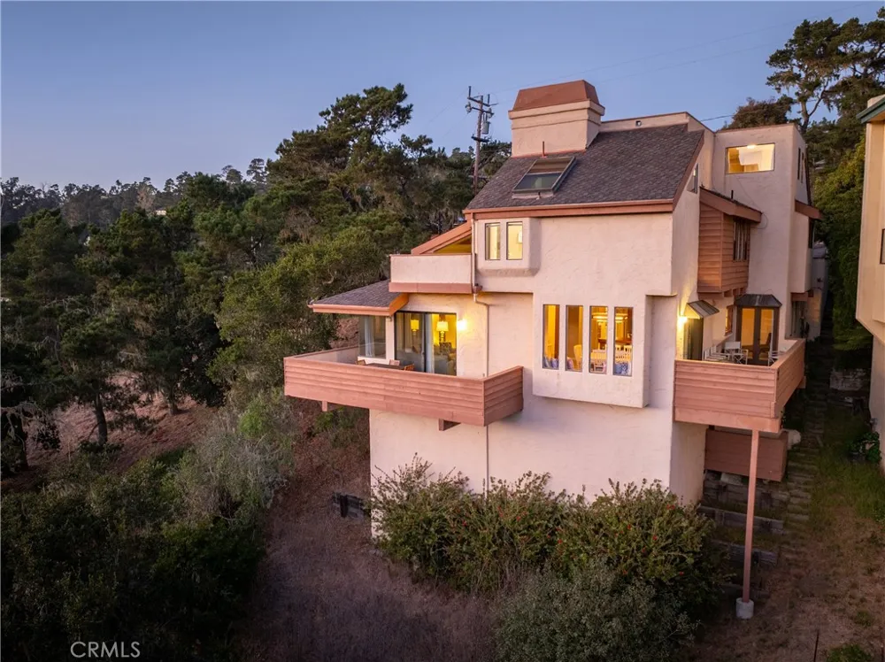 904 Hartford Street Cambria, CA 93428