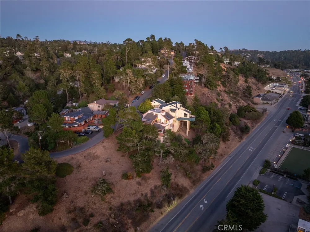 904 Hartford Street Cambria, CA 93428