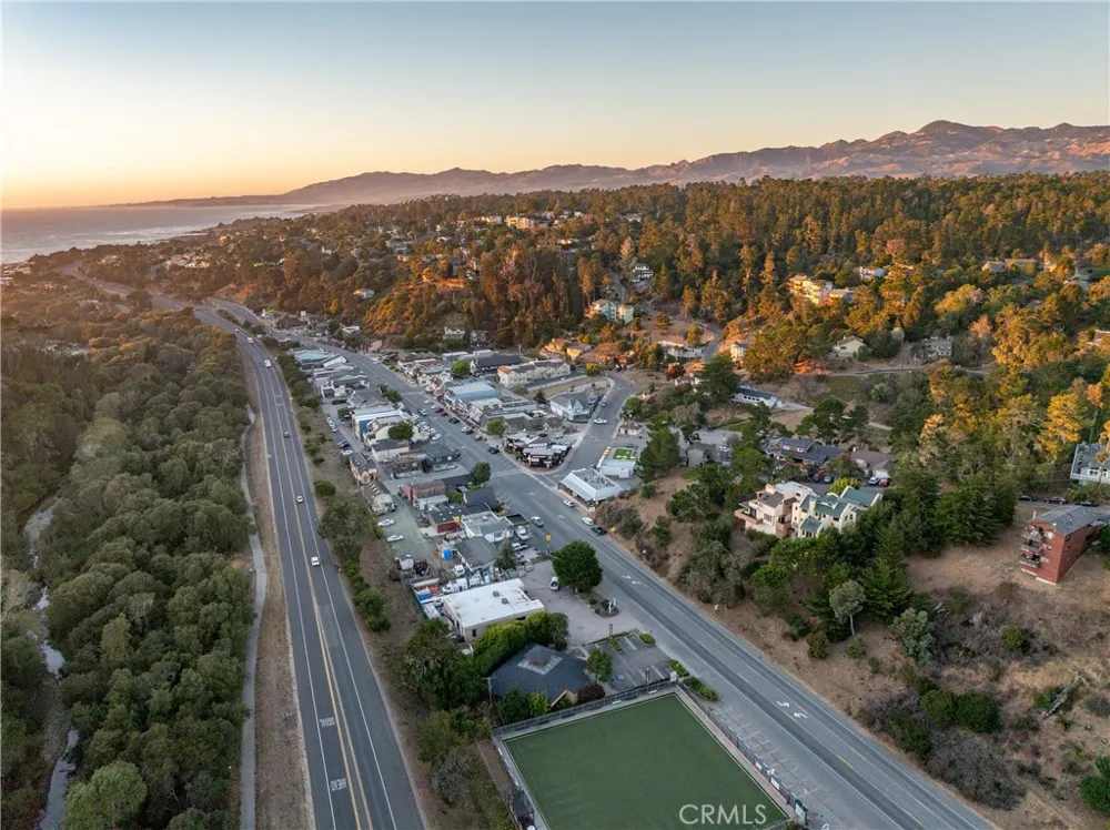 904 Hartford Street Cambria, CA 93428