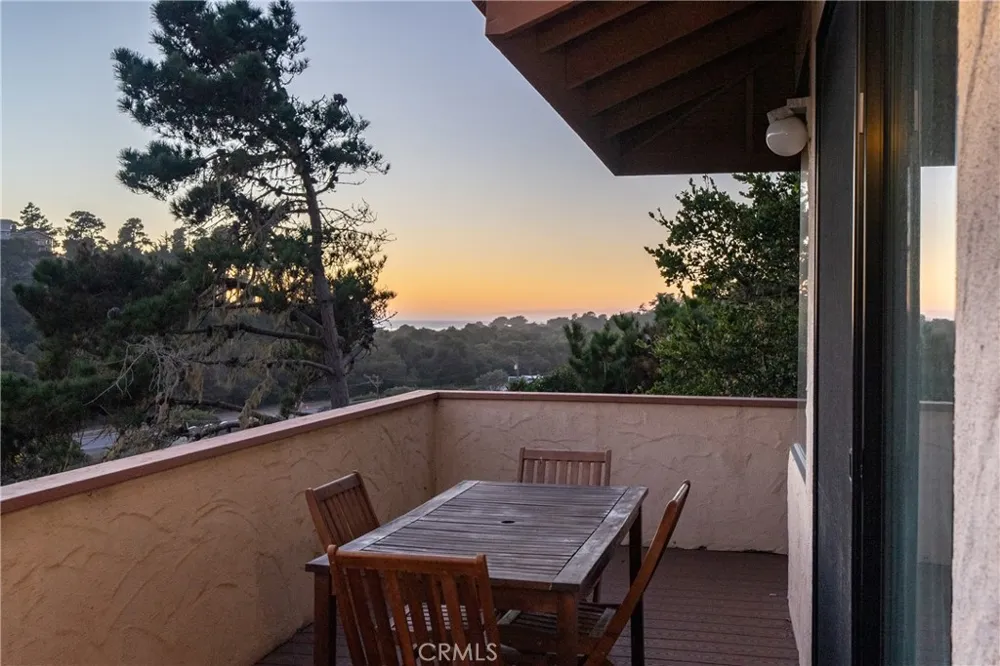 904 Hartford Street Cambria, CA 93428