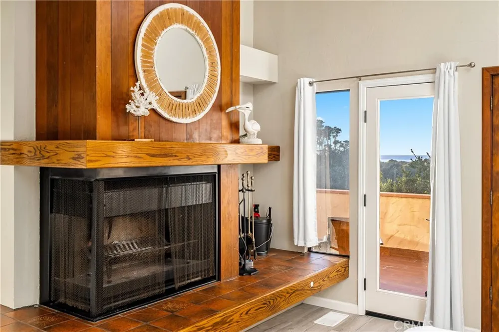 904 Hartford Street Cambria, CA 93428