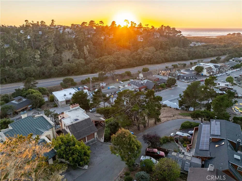 904 Hartford Street Cambria, CA 93428