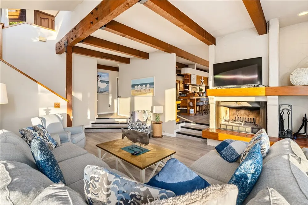 904 Hartford Street Cambria, CA 93428