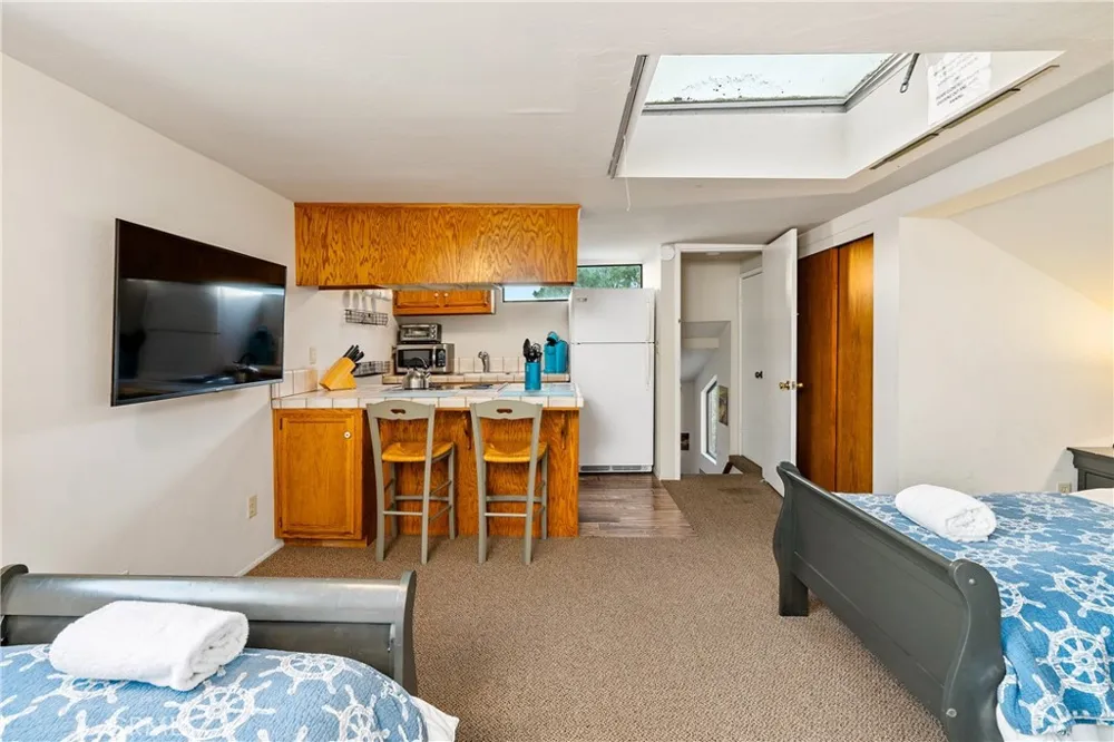 904 Hartford Street Cambria, CA 93428